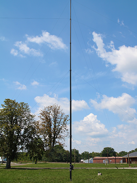 The QEAM mast uses an internal strap wound between tube sections for manual elevation and heavier payload weight-lifting capability.